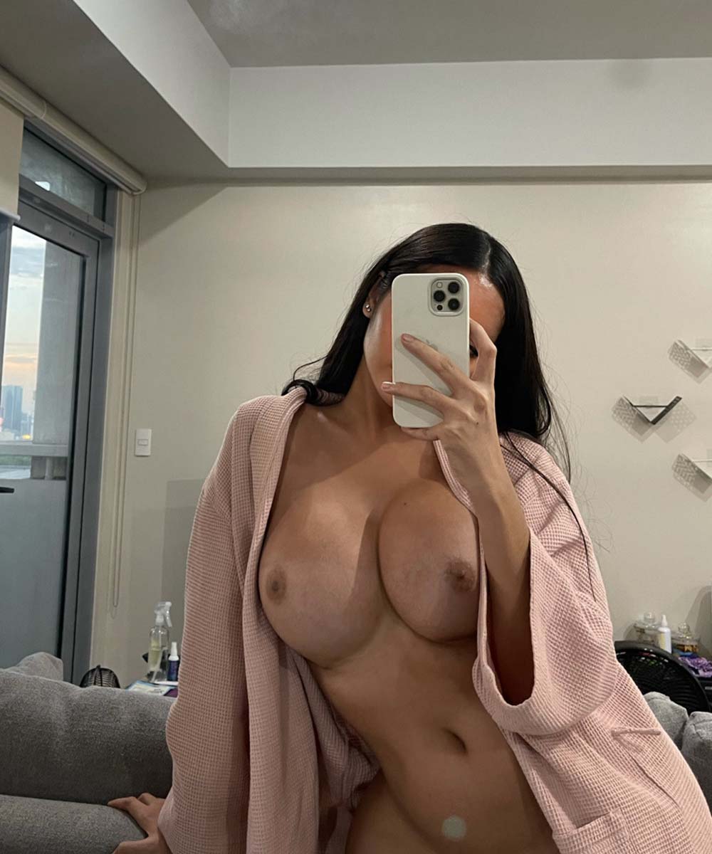 Angela Castellanos naked in Bien Hoa