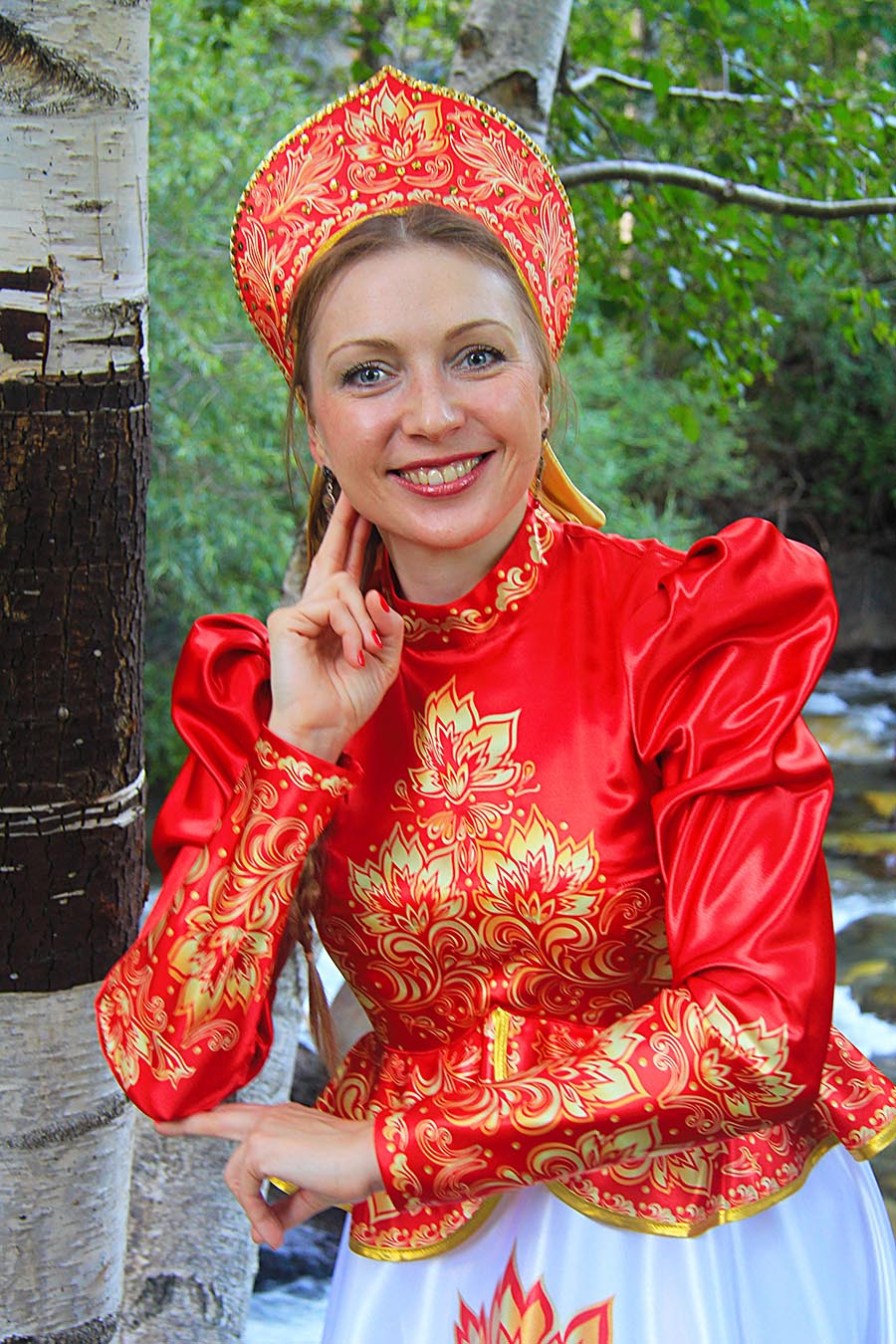 Women in Slavic costumes in Bien Hoa