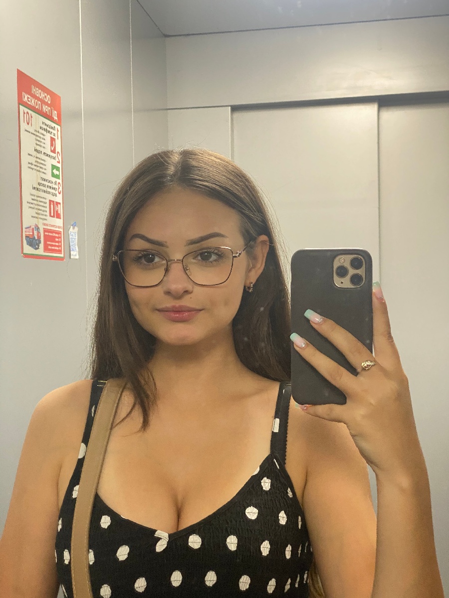 Sexy model Stacy in Bien Hoa